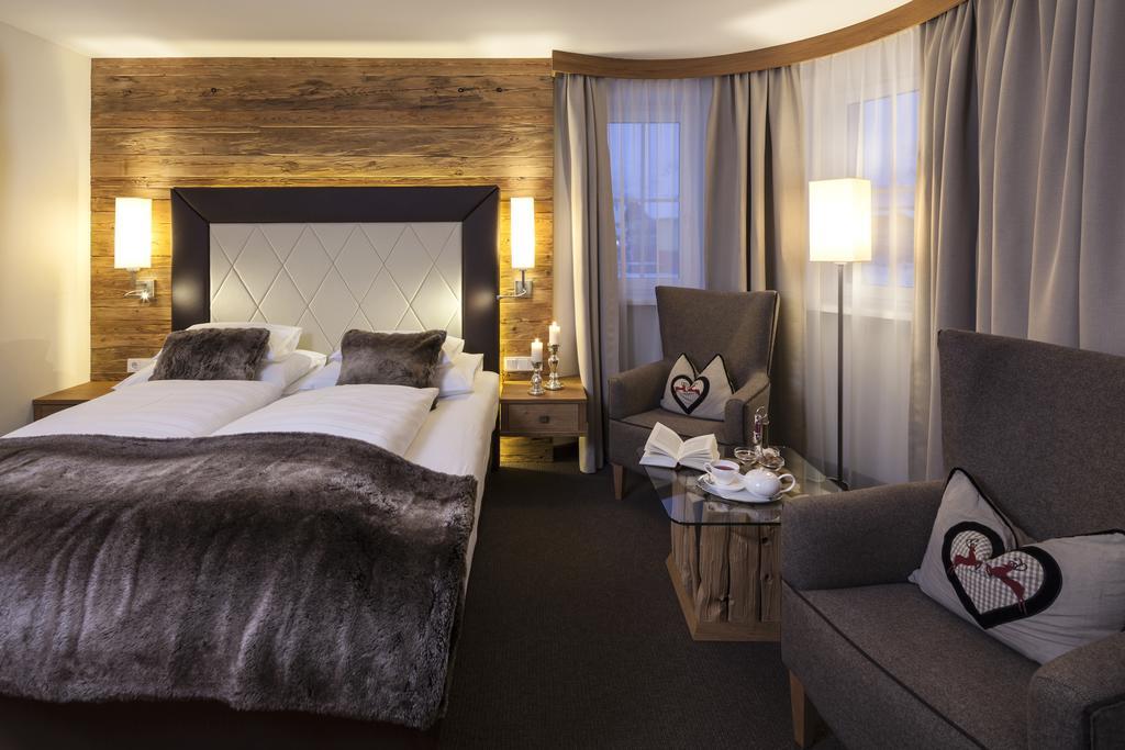 Superior Hotel Panorama Obertauern Phòng bức ảnh