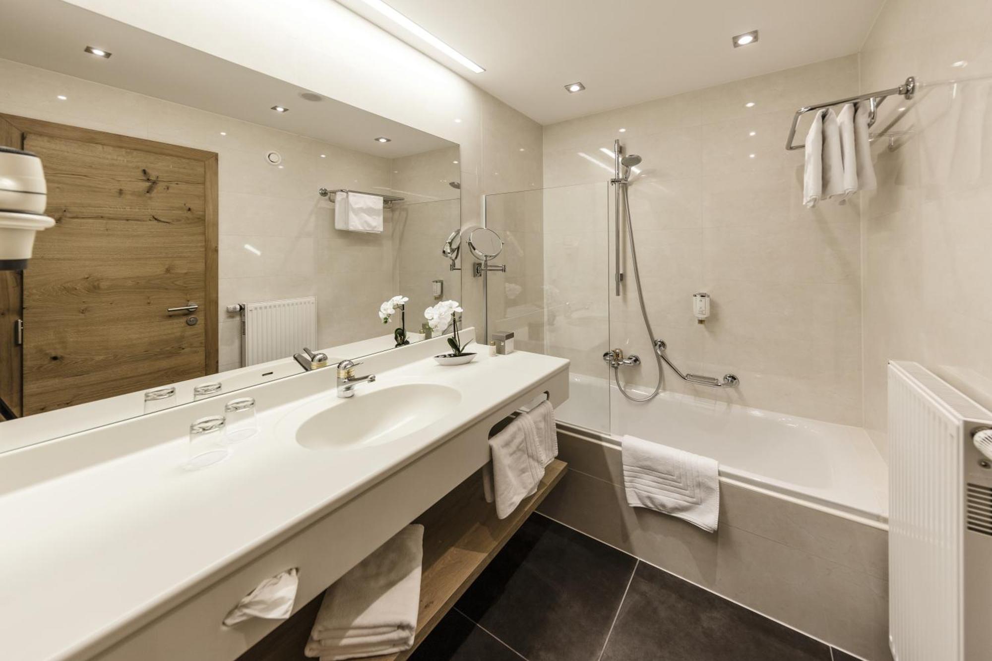 Superior Hotel Panorama Obertauern Phòng bức ảnh